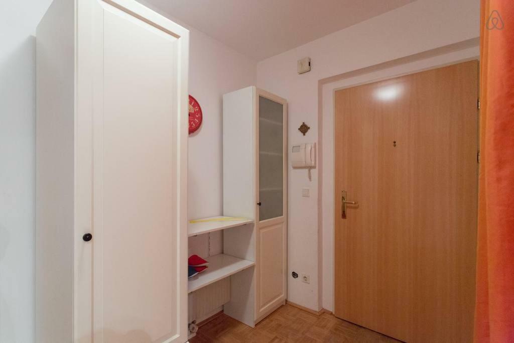 Relaxing Terrace Apartment In Lively Area Βιέννη Εξωτερικό φωτογραφία