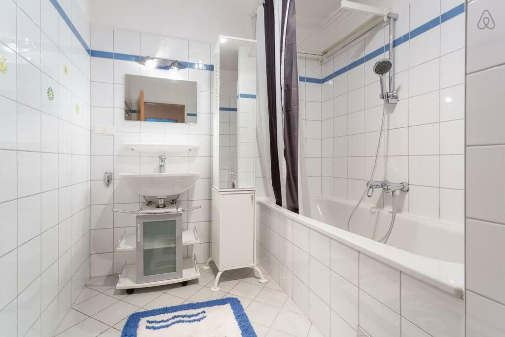 Relaxing Terrace Apartment In Lively Area Βιέννη Εξωτερικό φωτογραφία